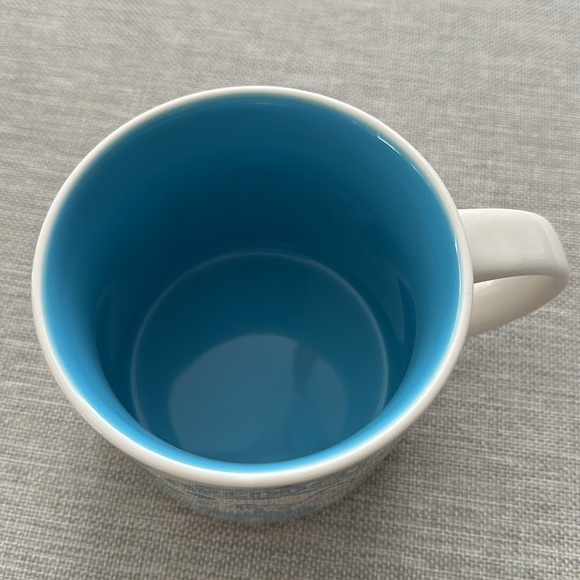 ❄️ NWT! Starbucks Frozen Arendelle Disney Parks Been There Mug! - Picture 10 of 16